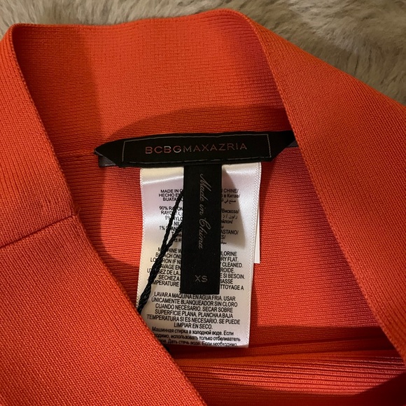 BCBG MAXAZRIA “Alexa” Pencil skirt extra small color nectar - Picture 4 of 4